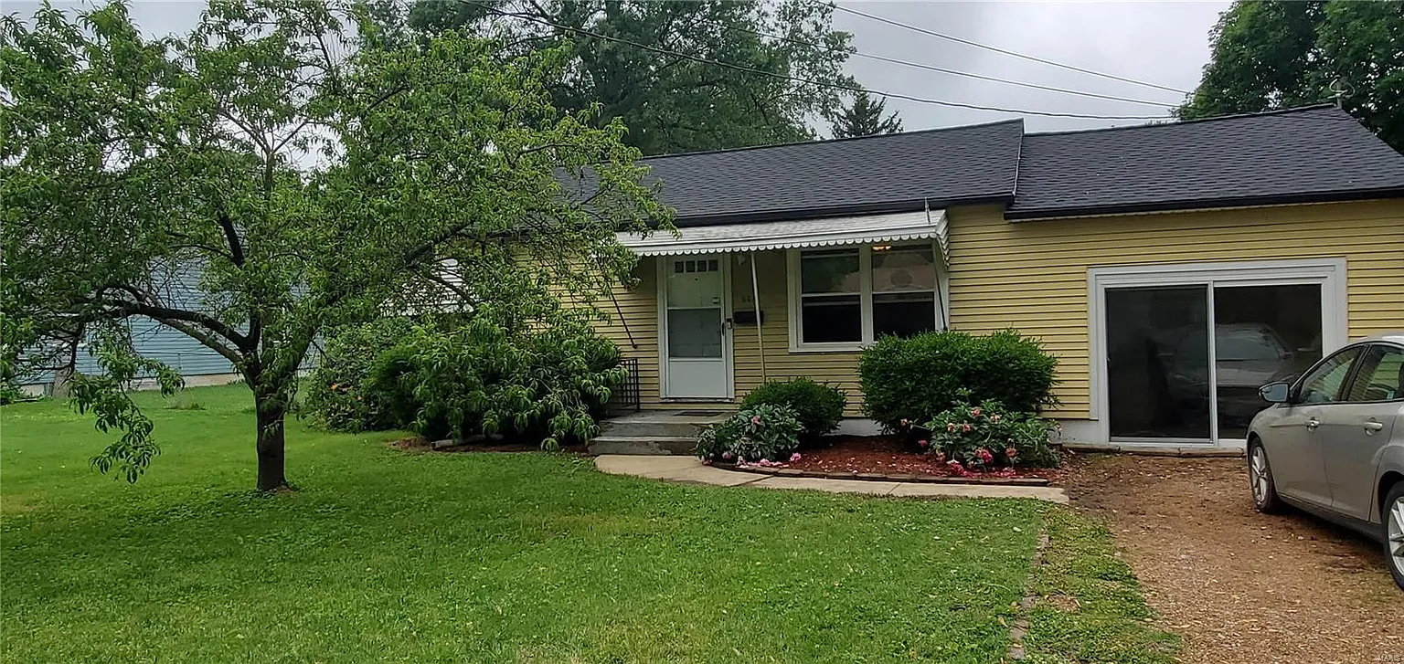 653 N 38th St photo 1