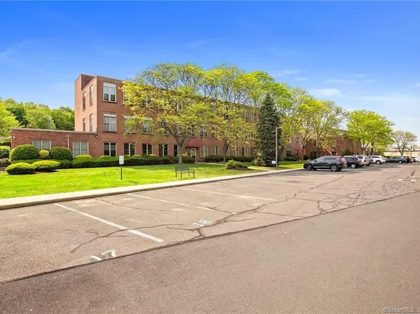 319 New Britain Road #326, Berlin, CT 06037