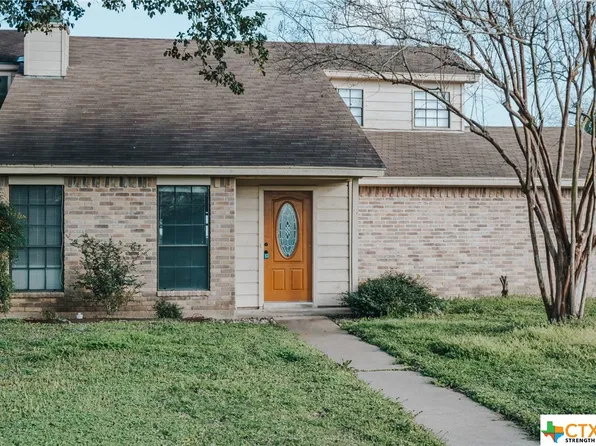 102 Maplewood Dr, Victoria, TX 77901
