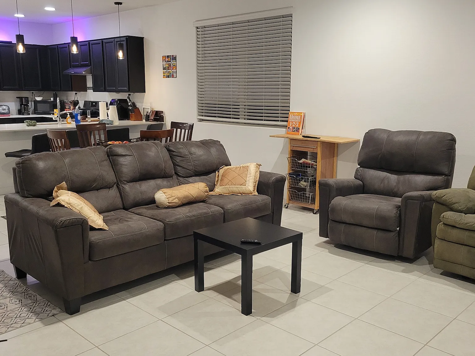 5 bed, 1953 sqft, $1,300 — Photo 4