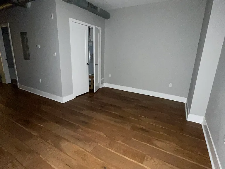 1525 W Girard Ave #BB4 — Photo 8