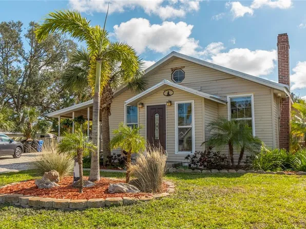 716 Groveland Ave, Venice, FL 34285