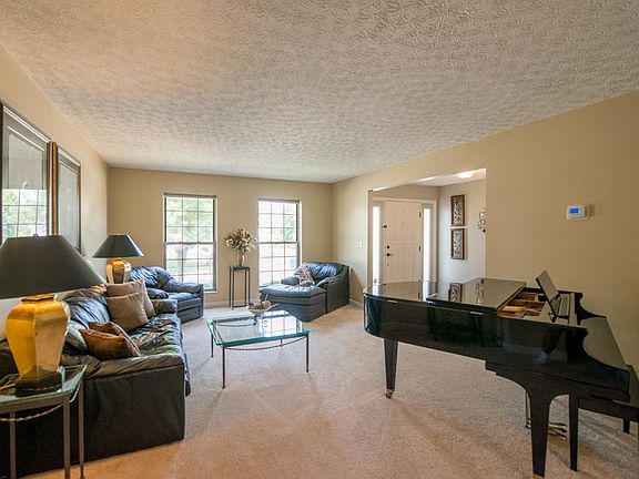 4th image of 5667 Hatton Ct