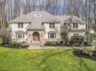 23 Highlander Dr, Scotch Plains, NJ