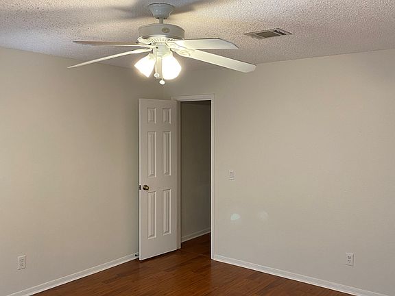 2nd image of 144 Lake Point Dr