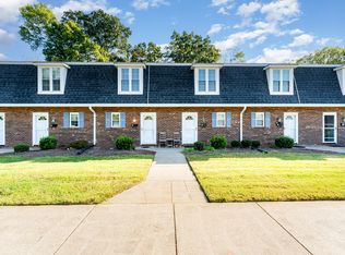 504 Carolyn Ct APT 5C, Eden, NC 27288