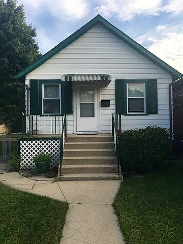 3439 W 115th St photo 1