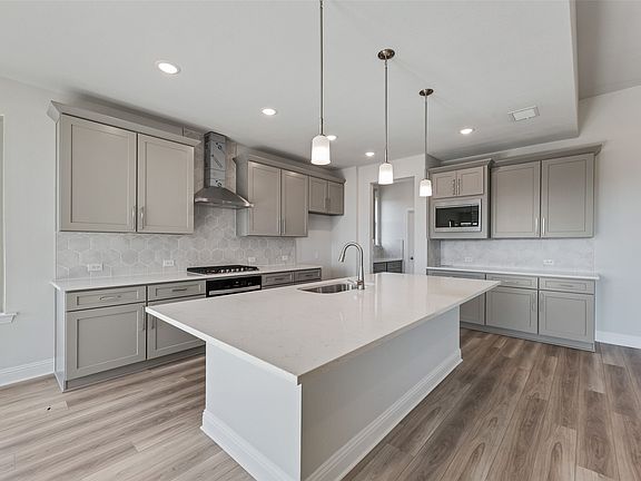 5th image of 3104 Rock Rose Dr