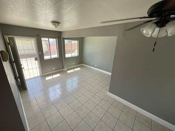 4th image of 364 S Ferris Ave