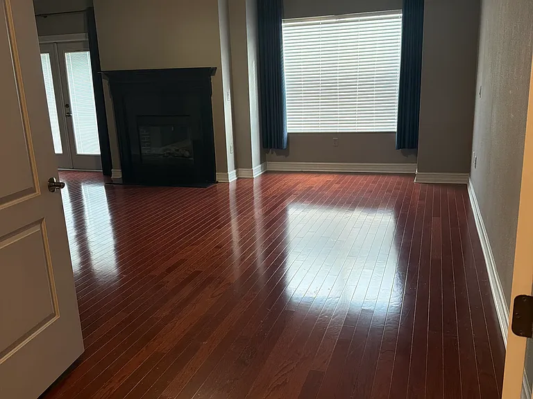 10418 La Mirage Ct — Photo 2