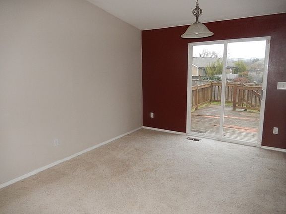 5th image of 6415 154th Avenue Ct E