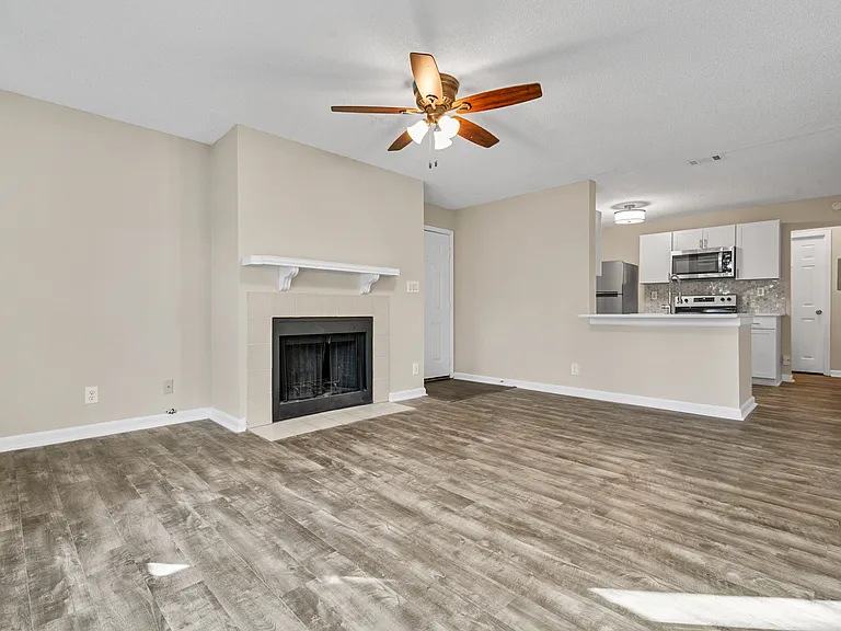 Cypress Pointe St — Photo 18