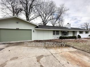 14171 Wolf Dr, Rogers, AR 72756