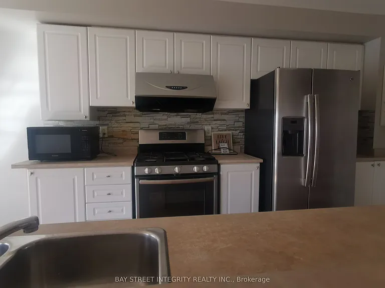 355 Ravineview Way — Photo 4