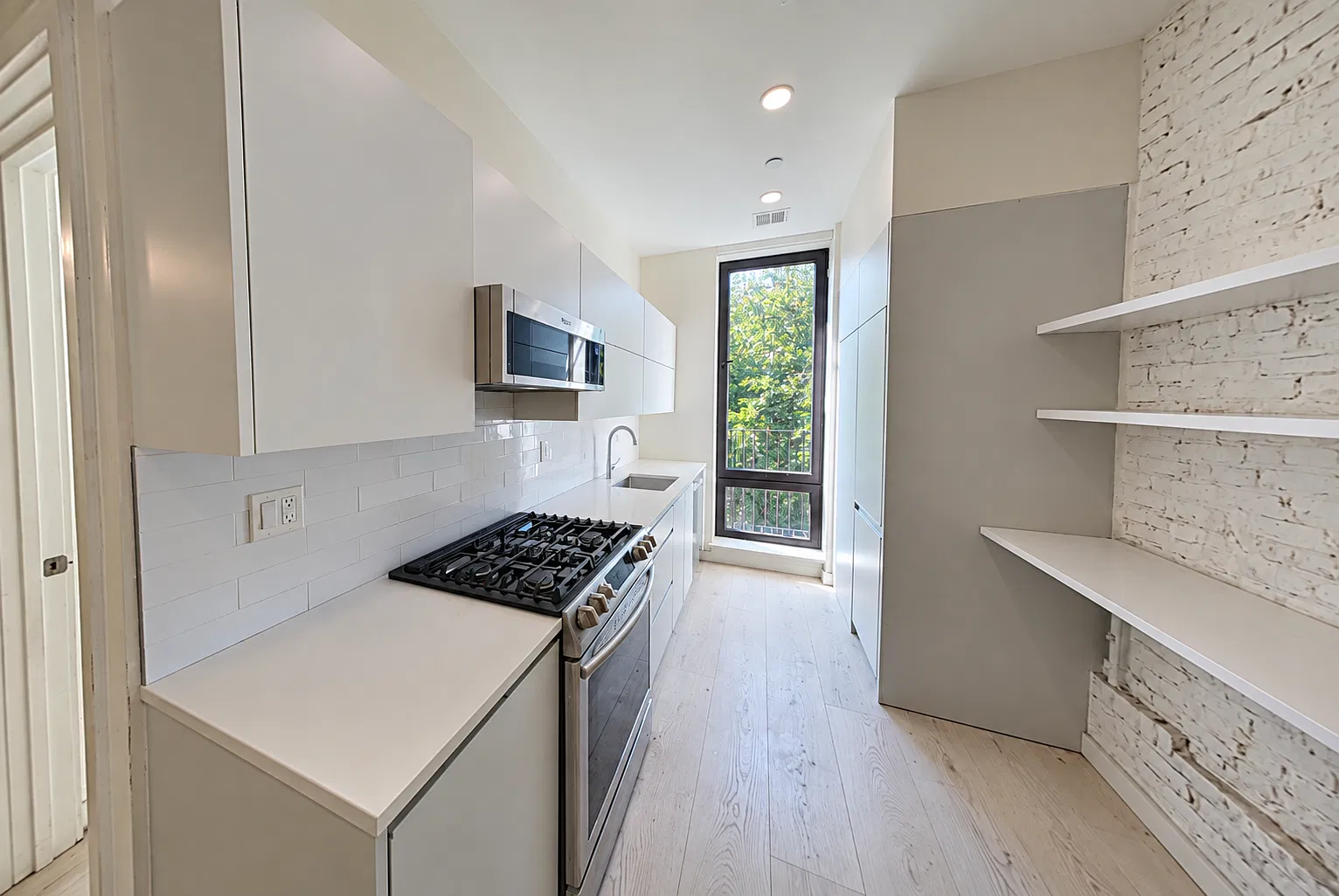 2 Worthington Street — Photo 1