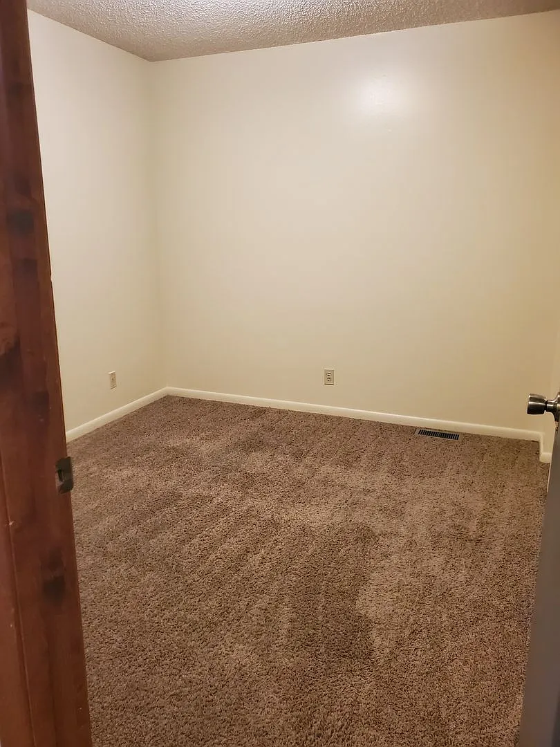 1440 Fir Avenue — Photo 3