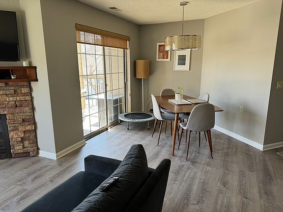 4th image of 5978 Chasewood Pkwy APT 102