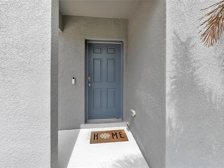 12737 Tannencrest Dr — Photo 3