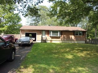 22 Jasmine Ln, Wolcott, CT 06716