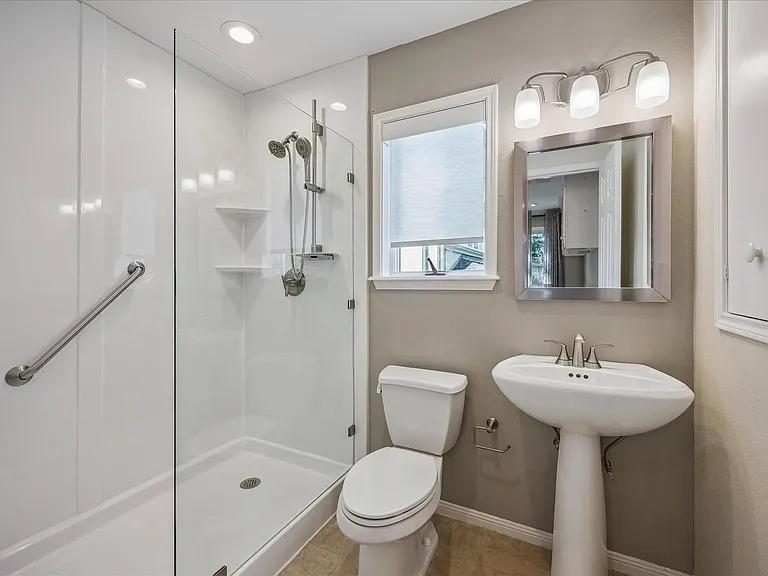 4119 Amherst St — Photo 17