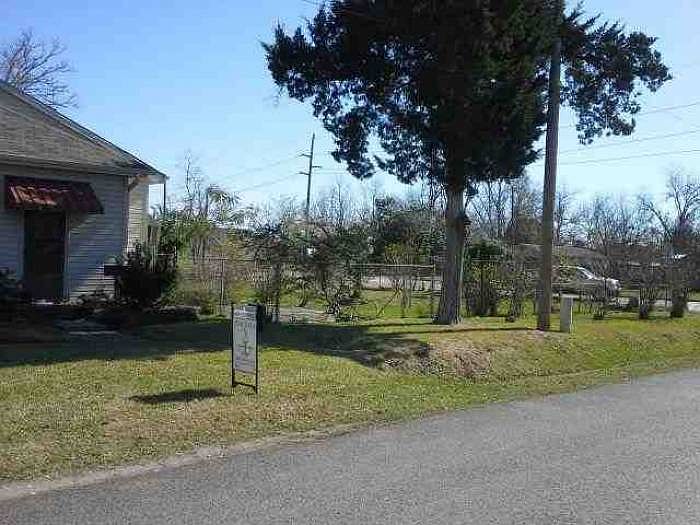 4165 Bob St, Beaumont, TX 77705 Zillow