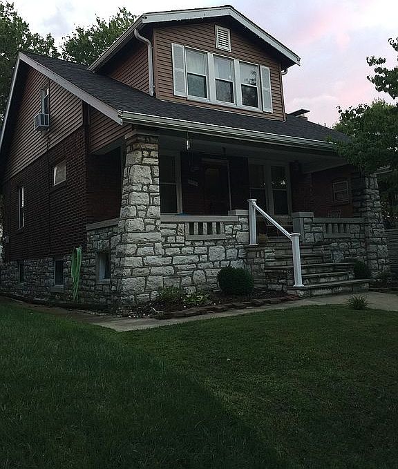 2nd image of 5232 Sutherland Ave