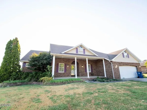 1301 Fox Ridge Ln, Neosho, MO 64850
