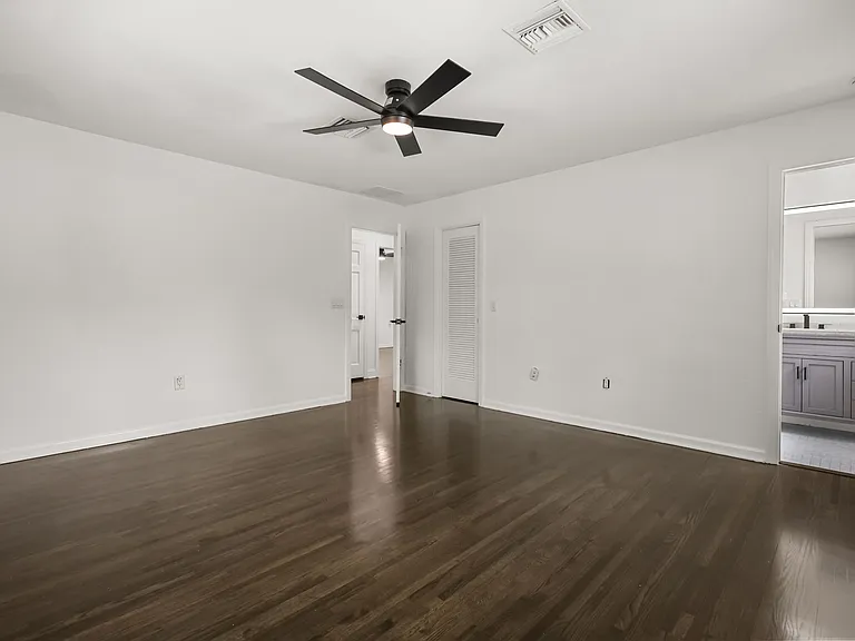 1440 Bonnie Burn Cir — Photo 14