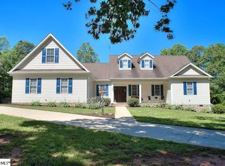43 Groce Meadow Rd, Taylors, SC 29687