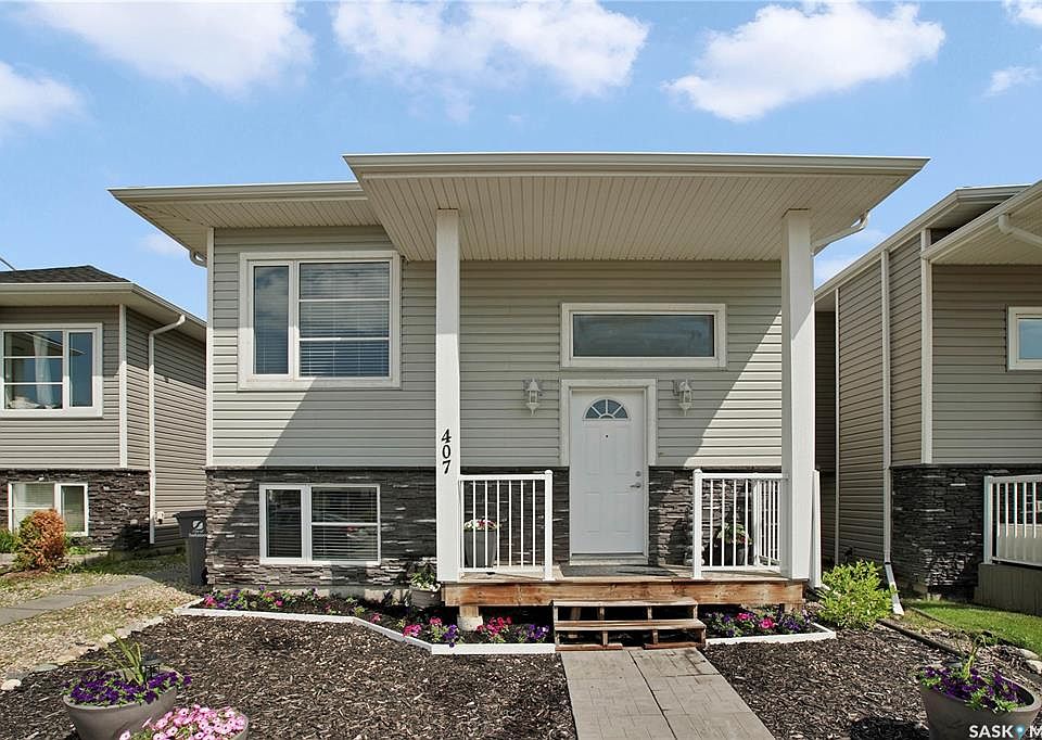 1st image of 407 Boykowich STREET