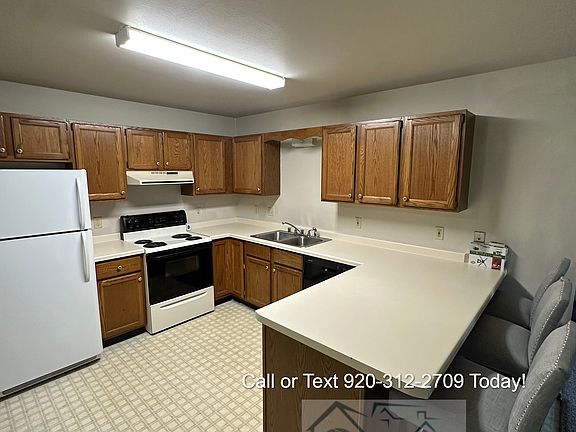 3rd image of N7361 Spring St APT A5