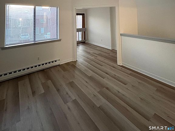 4th image of 295 Redstone Hill Rd APT 24