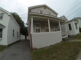 33 Dublin St, Oswego, NY 13126