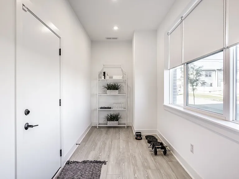 423 Leota St — Photo 19