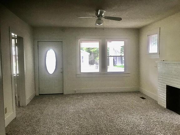 3rd image of 611 19th St