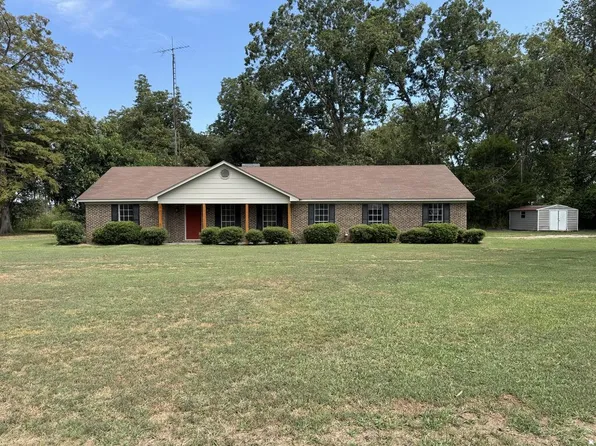996 Riverside Rd, Leland, MS 38748