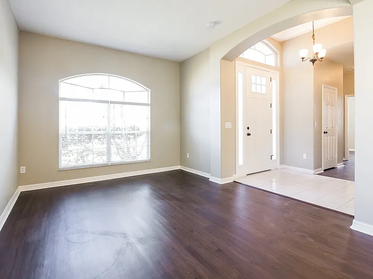 1645 The Oaks Blvd — Photo 8