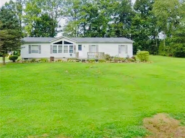 5137 Tuckaho Dr, Andover, OH 44003