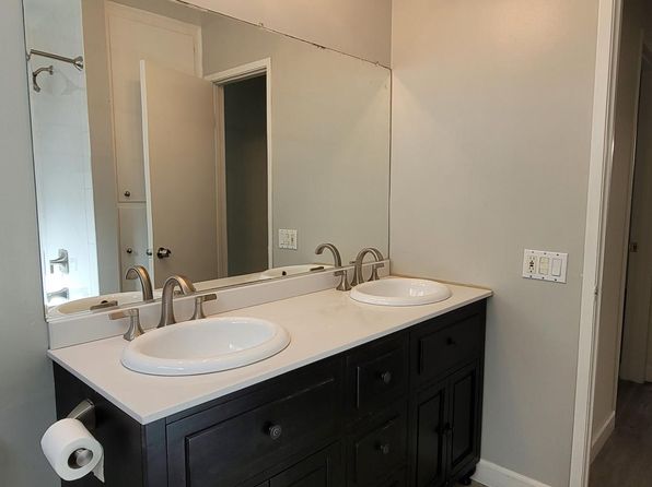 2311 Carnegie Ln #1