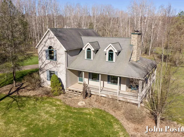 2975 Egypt Valley Ave NE, Ada, MI 49301