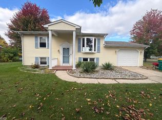 3157 Coventry Dr, Bay City, MI 48706