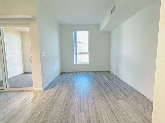 4th image of 704 N Alvarado St #508