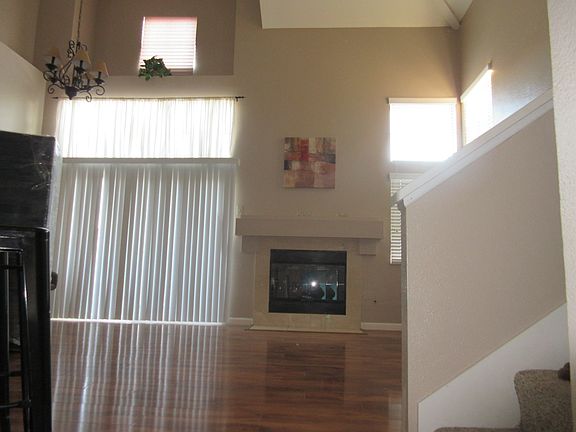5th image of 2901 Via Milano Unit 201