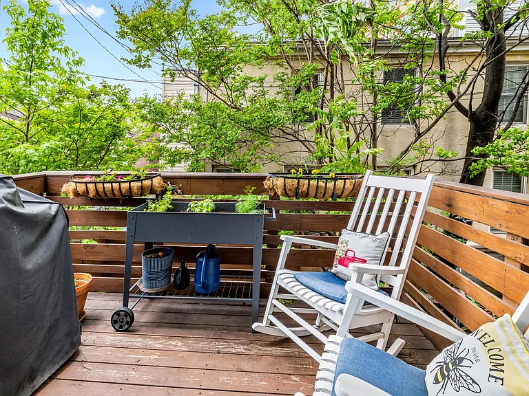 108 S Washington St — Photo 13