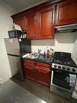 Rented by Bond New York | media 3