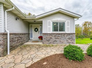 7653 Victor Mendon Rd, Victor, NY 14564
