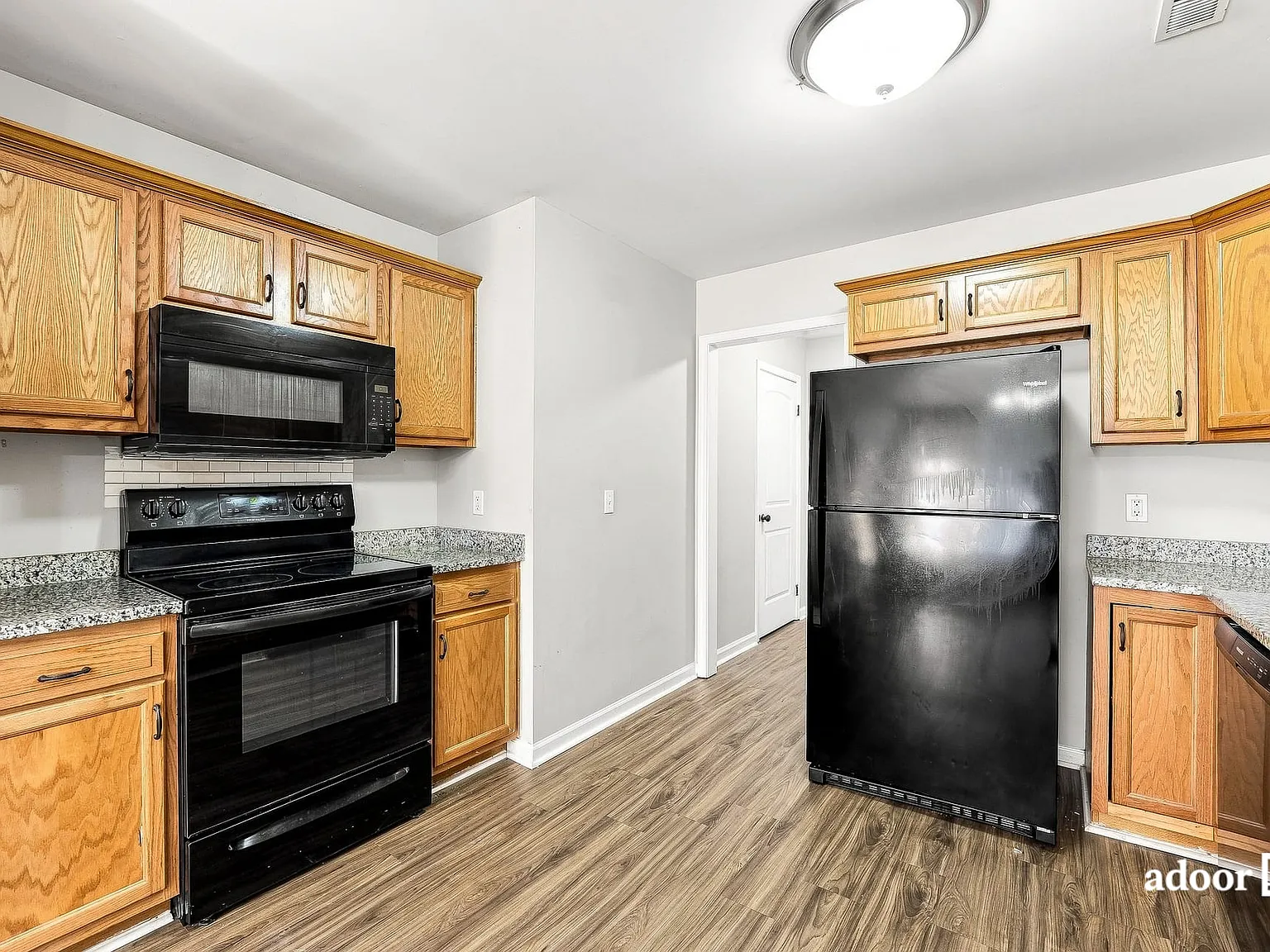 4 bed, 2.0 bath, 1410 sqft, $1,745 — Photo 4