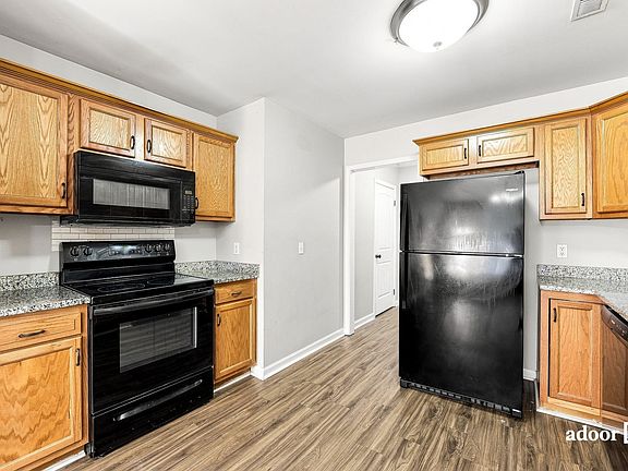 4th image of 20451 Castle Ridge Rd