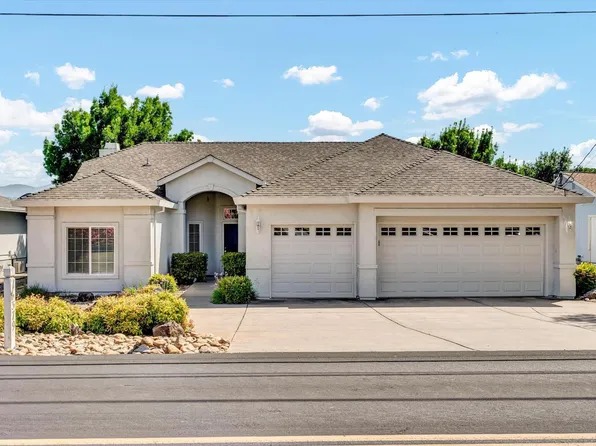 18579 Hidden Valley Road, Hidden Valley Lake, CA 95467