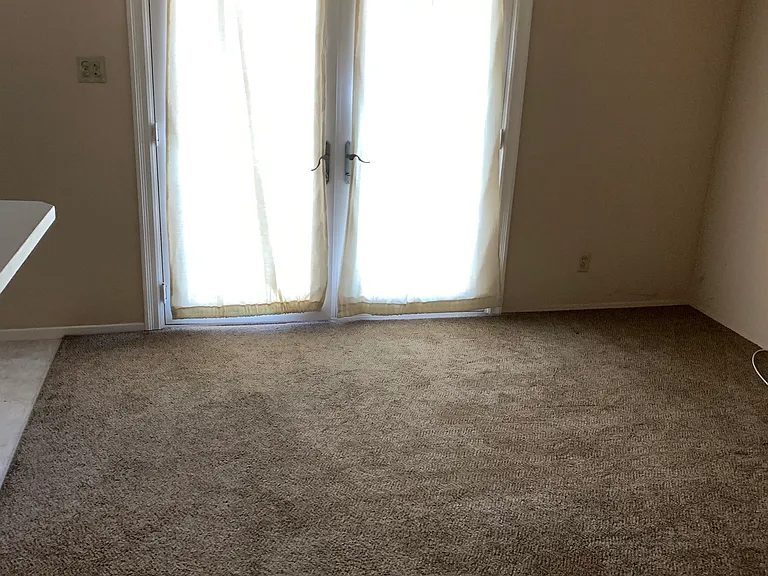 1745 Orizaba Ave #B — Photo 29
